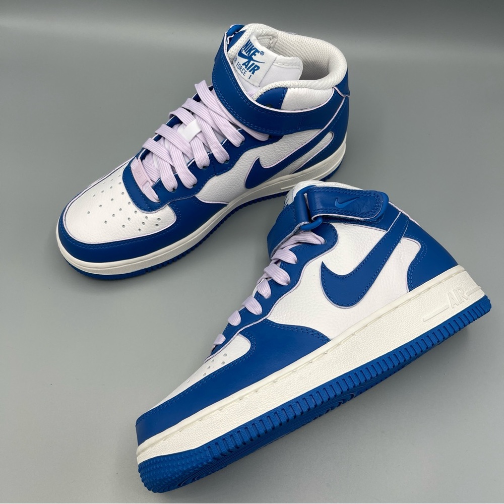 Women's Air Force 1 '07 Mid - Classic White and Military Blue Size 7 - Picture 6 of 14